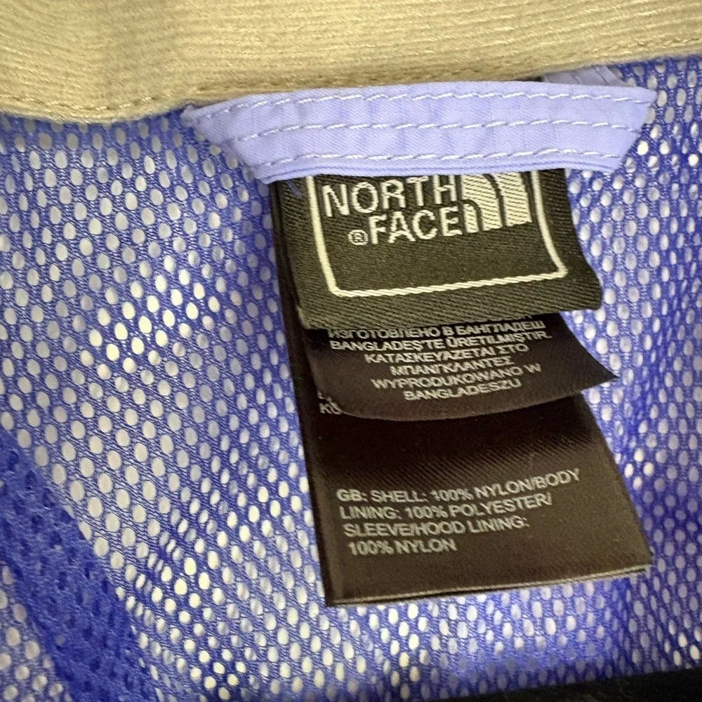 North Face Girl's Resolve Reflective Jacket large 14 - 16